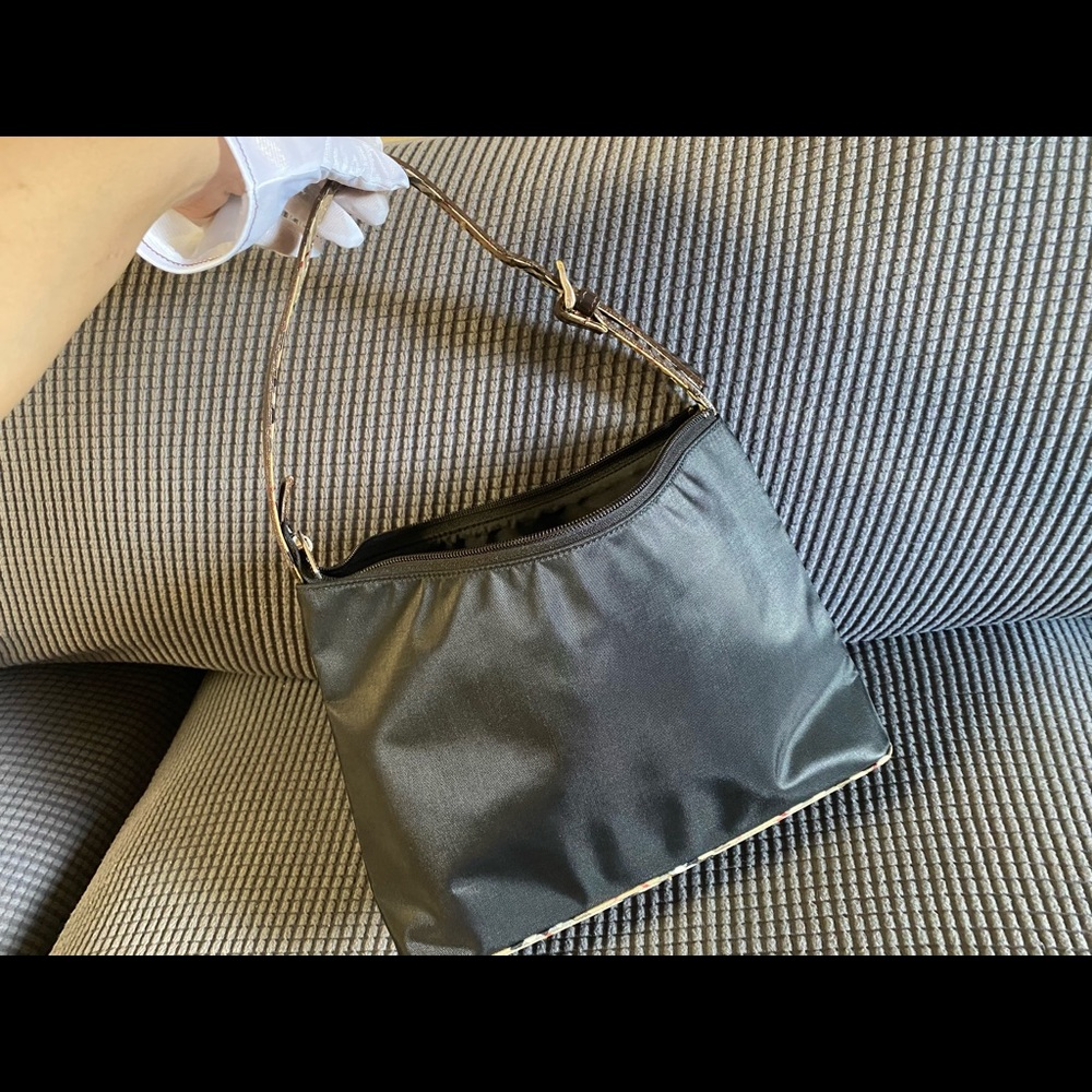 SALE! BURBERRY - Picture 9 of 13